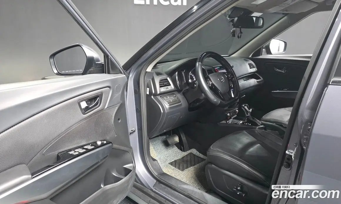 SsangYong TIBOLI 2019 1.6 автомат (гидро), фото 13