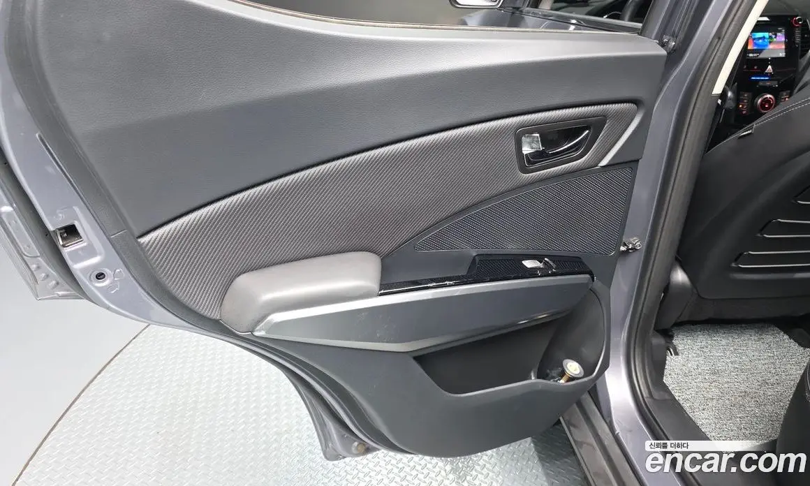 SsangYong TIBOLI 2019 1.6 автомат (гидро), фото 15