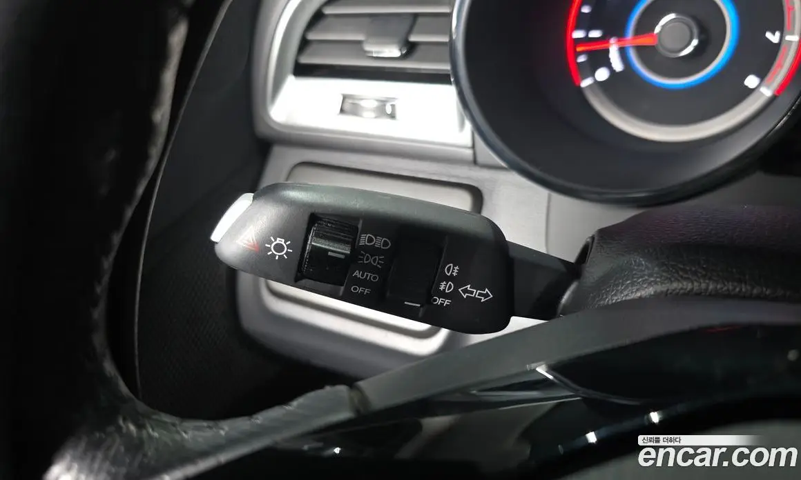SsangYong TIBOLI 2019 1.6 автомат (гидро), фото 28
