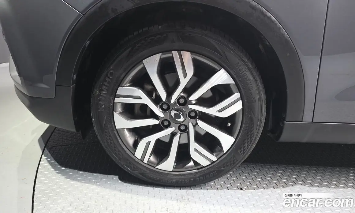 SsangYong TIBOLI 2019 1.6 автомат (гидро), фото 5