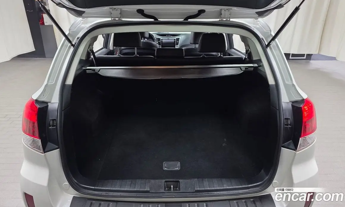 Subaru Outback 2012 2.5 автомат (гидро), фото 20 Subaru Outback 2012 2.5 автомат (гидро), фото 20