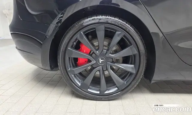 Tesla Model 3 2020 0.2 автомат (гидро), миниатюра 5 Tesla Model 3 2020 0.2 автомат (гидро), миниатюра 5
