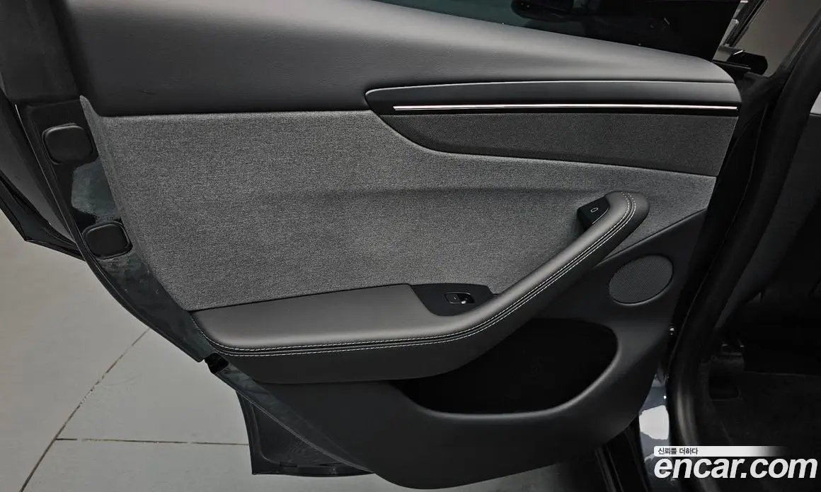 Tesla Model Y 2025 0.2 автомат (гидро), фото 14 Tesla Model Y 2025 0.2 автомат (гидро), фото 14