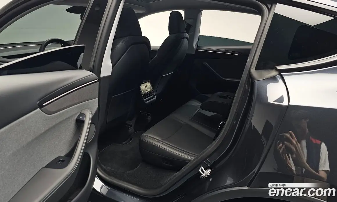 Tesla Model Y 2025 0.2 автомат (гидро), фото 16 Tesla Model Y 2025 0.2 автомат (гидро), фото 16