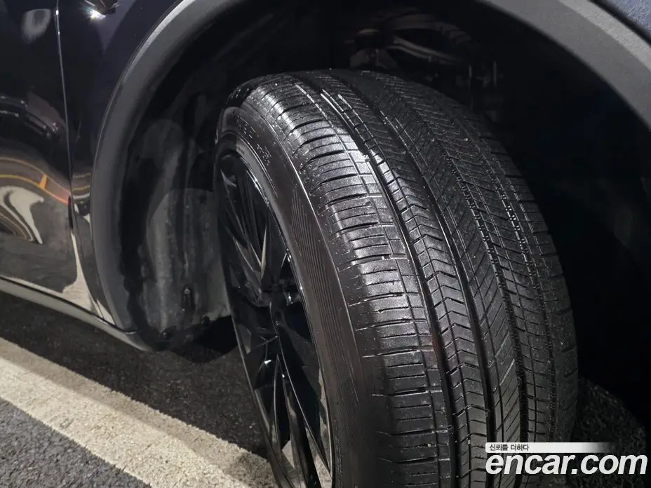 Tesla Model Y 2025 0.1 автомат (гидро), фото 5 Tesla Model Y 2025 0.1 автомат (гидро), фото 5