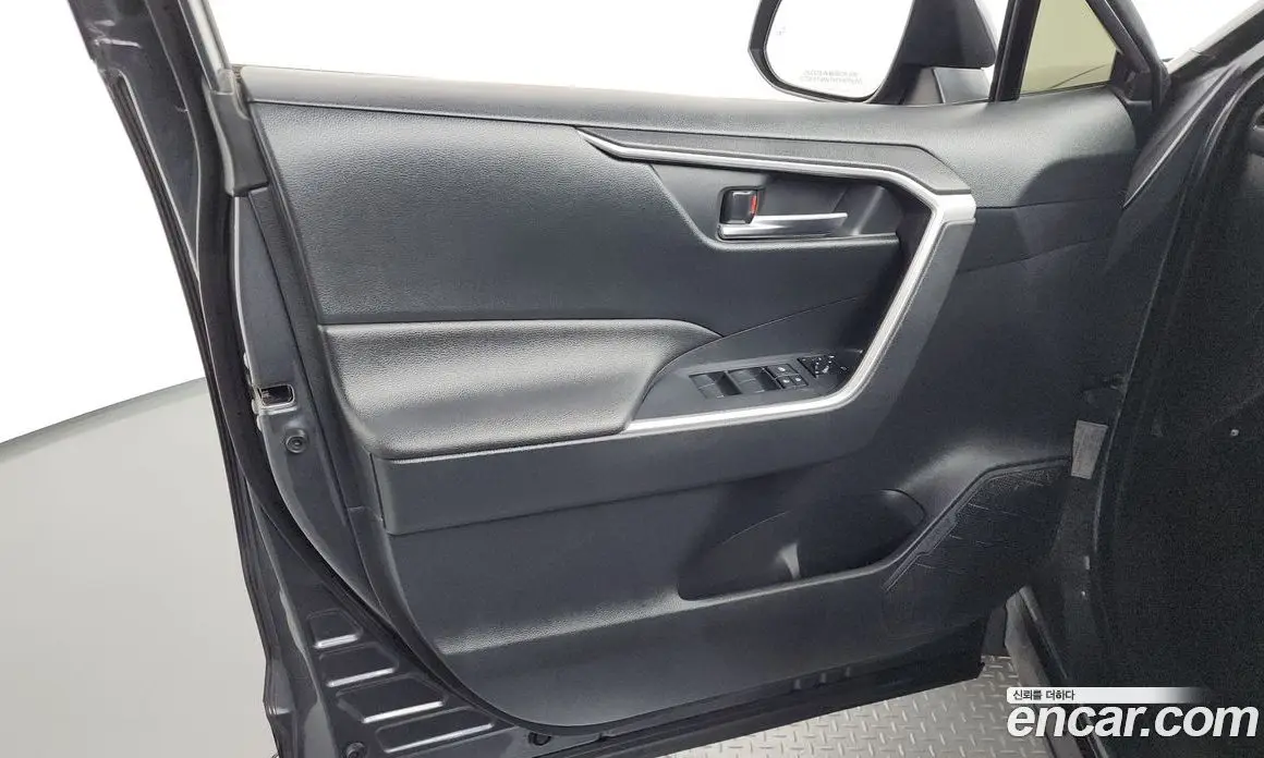 Toyota RAV4 2019 2.5 автомат (гидро), фото 14
