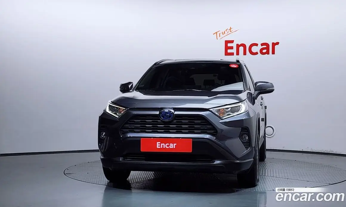 Toyota RAV4 2019 2.5 автомат (гидро), фото 3