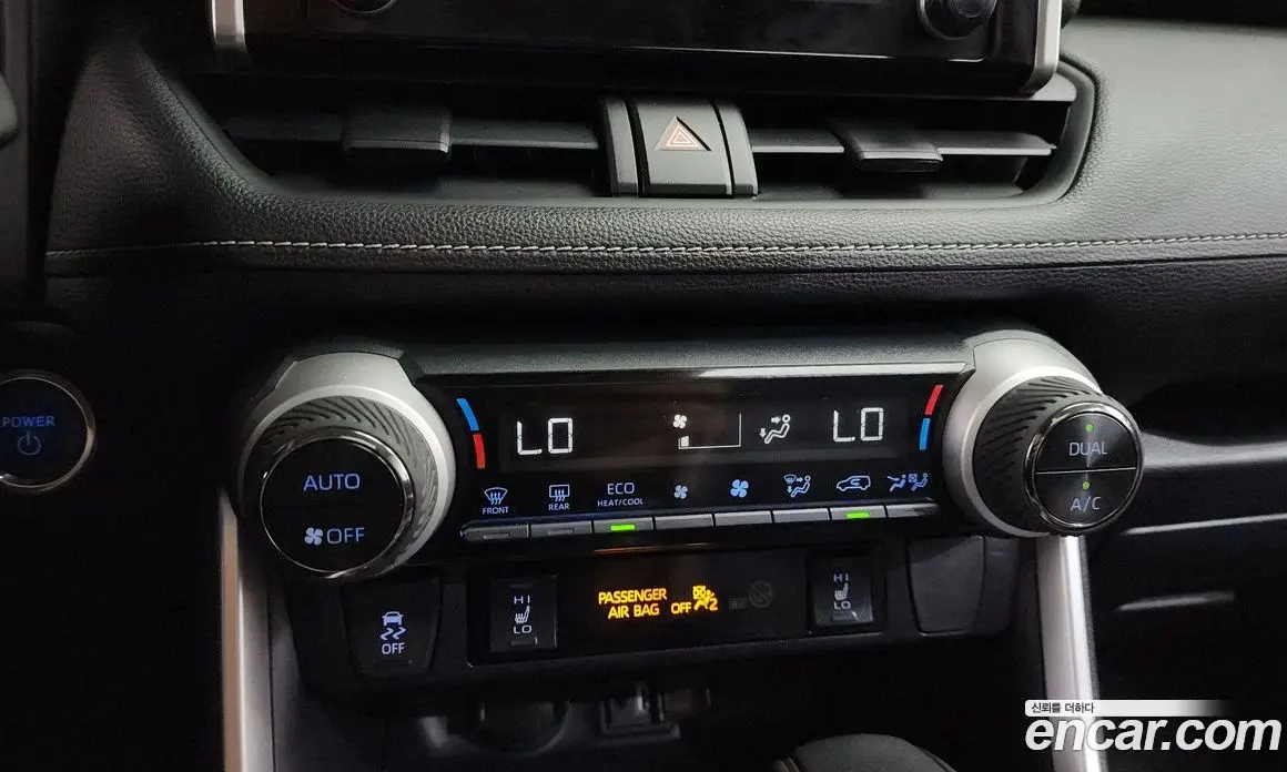 Toyota RAV4 2019 2.5 автомат (гидро), фото 31