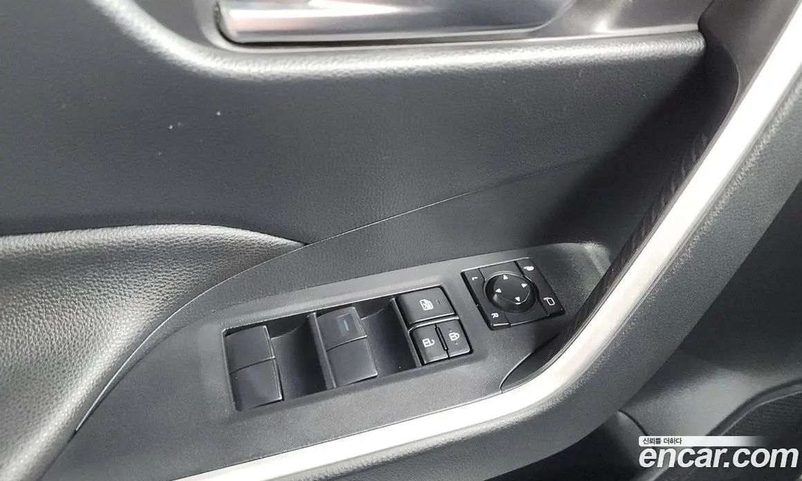 Toyota RAV4 2019 2.5 автомат (гидро), фото 32