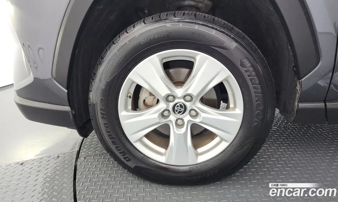 Toyota RAV4 2019 2.5 автомат (гидро), фото 5