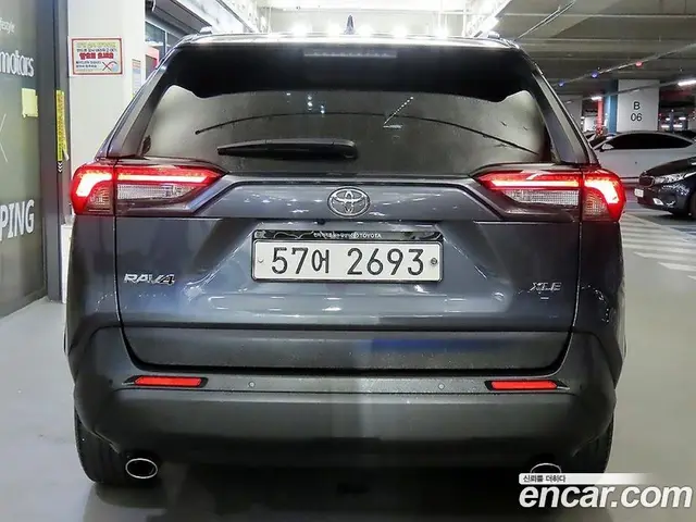 Toyota RAV4 2019 2.5 автомат (гидро), миниатюра 4 Toyota RAV4 2019 2.5 автомат (гидро), миниатюра 4