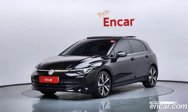 Volkswagen Golf, 2025, 8 711 км