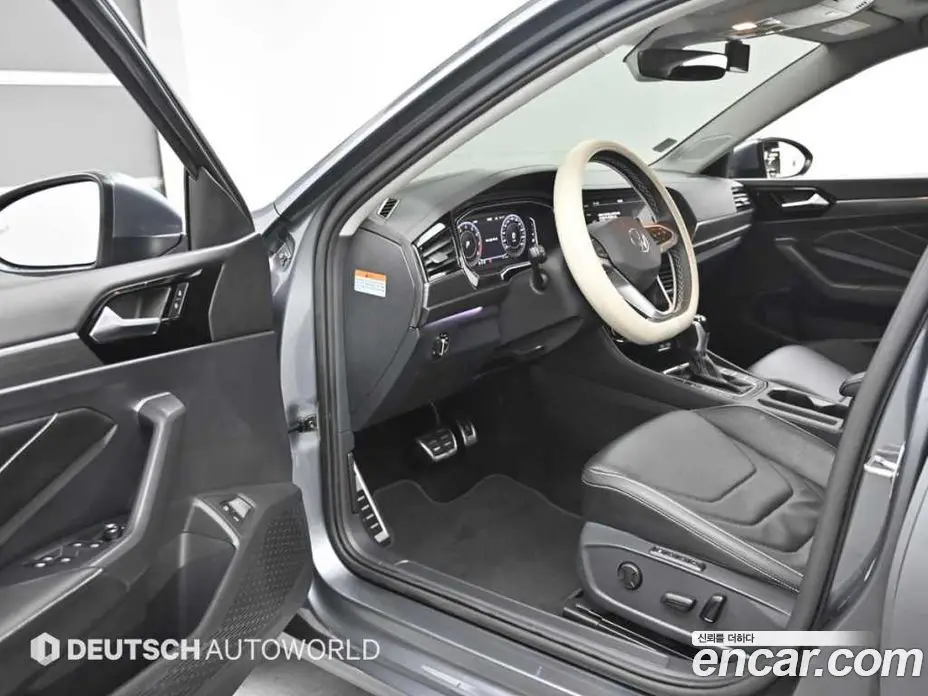 Volkswagen Jetta 2022 1.5 автомат (гидро), фото 11