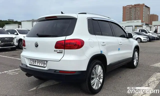 Volkswagen Tiguan 2016 2.0 автомат (гидро), миниатюра 2