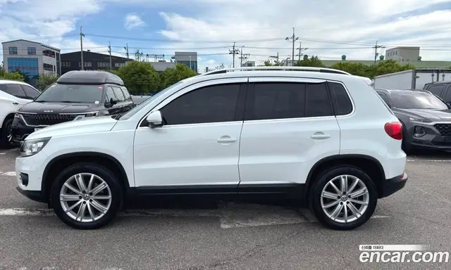 Volkswagen Tiguan 2016 2.0 автомат (гидро), миниатюра 11