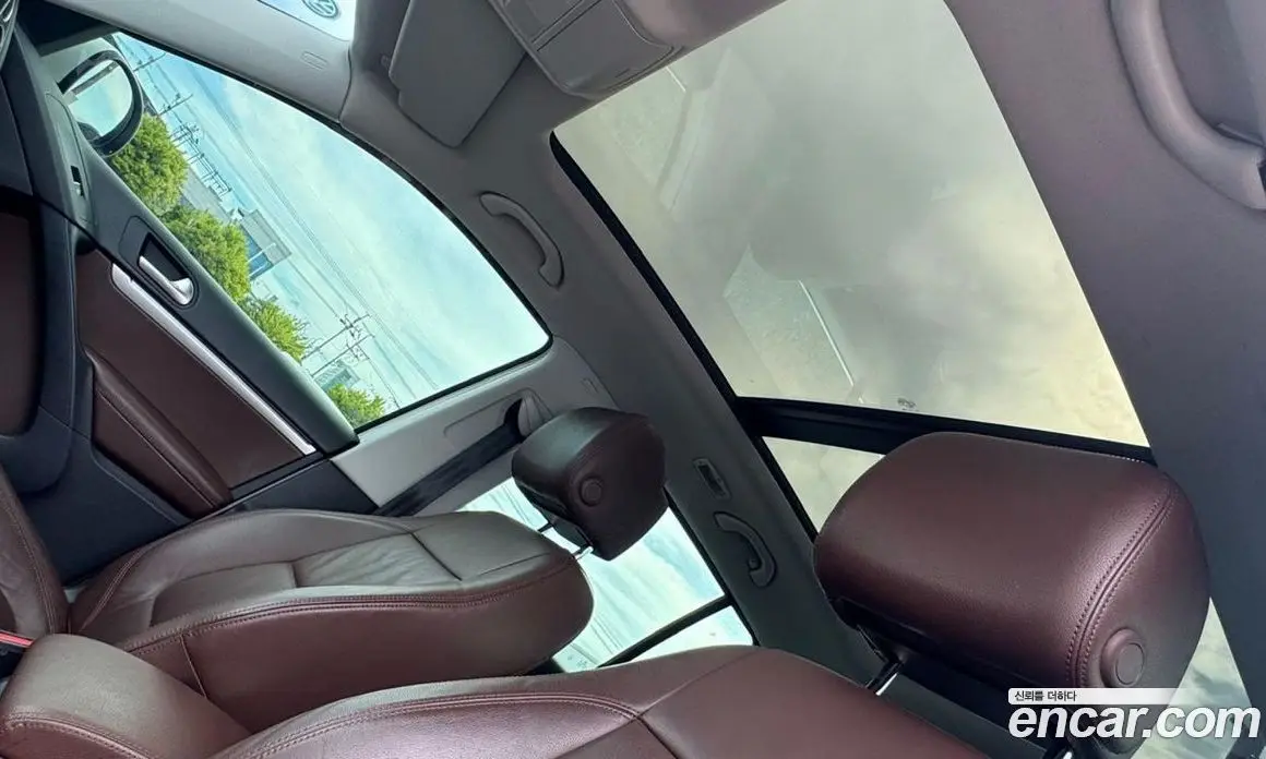 Volkswagen Tiguan 2016 2.0 автомат (гидро), фото 16
