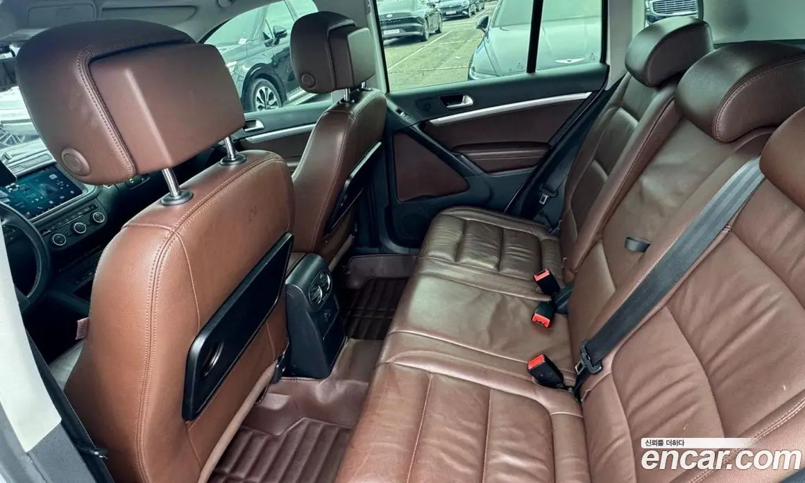 Volkswagen Tiguan 2016 2.0 автомат (гидро), фото 20
