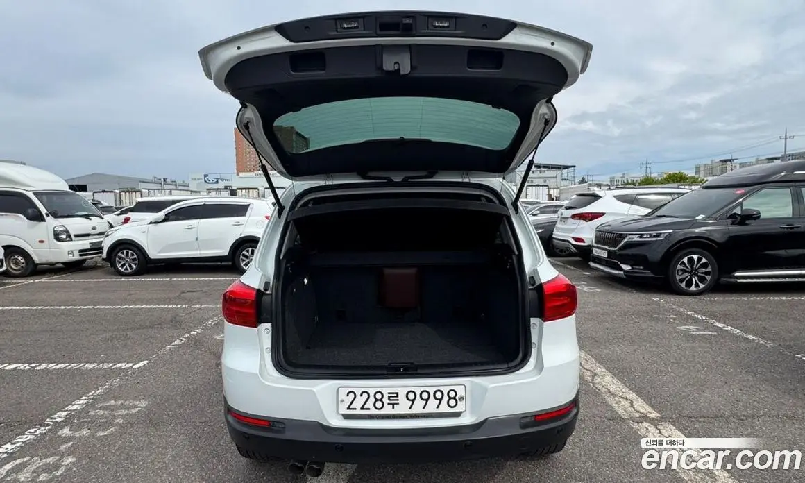 Volkswagen Tiguan 2016 2.0 автомат (гидро), фото 6