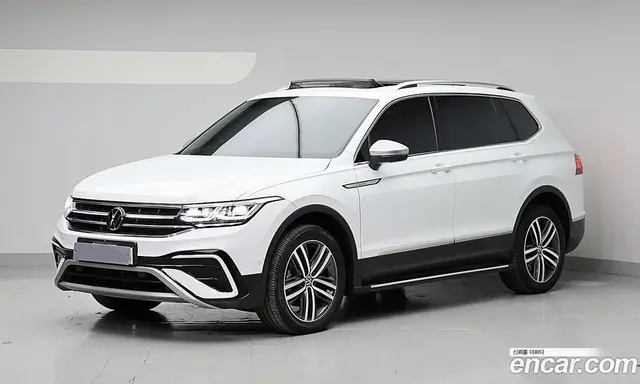 Volkswagen Tiguan, 2023, 68 142 км