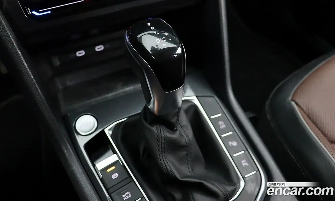 Volkswagen Tiguan 2023 2.0 автомат (гидро), фото 12