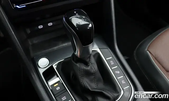 Volkswagen Tiguan 2023 2.0 автомат (гидро), миниатюра 12