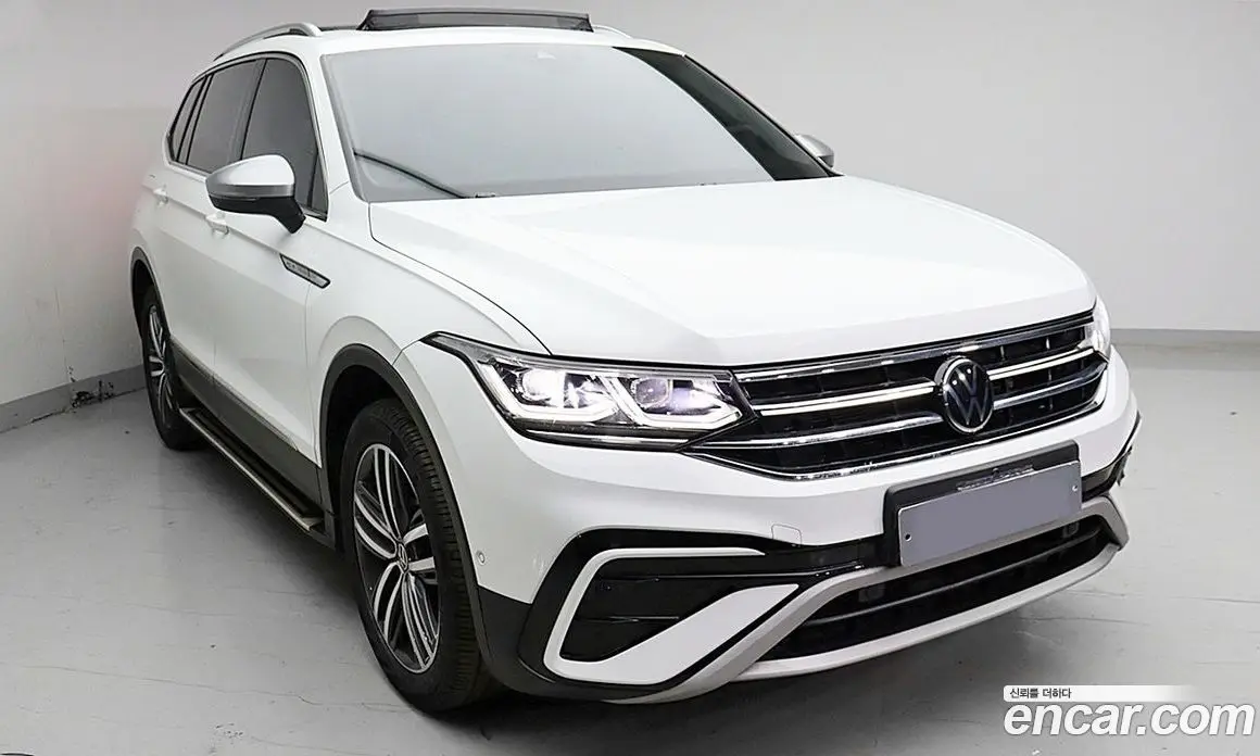 Volkswagen Tiguan 2023 2.0 автомат (гидро), фото 20