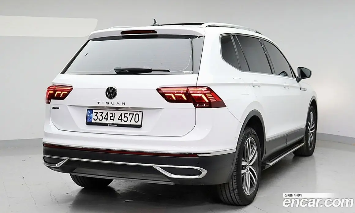 Volkswagen Tiguan 2023 2.0 автомат (гидро), фото 4