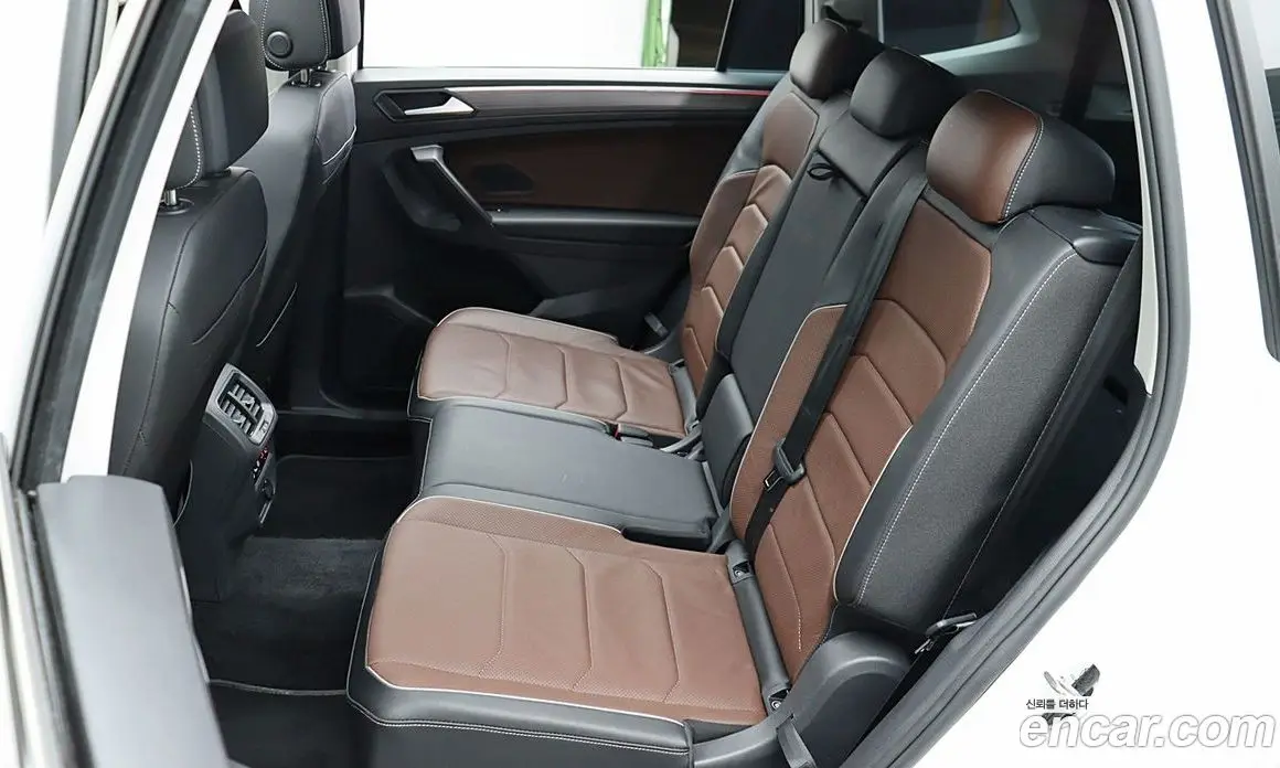 Volkswagen Tiguan 2023 2.0 автомат (гидро), фото 10