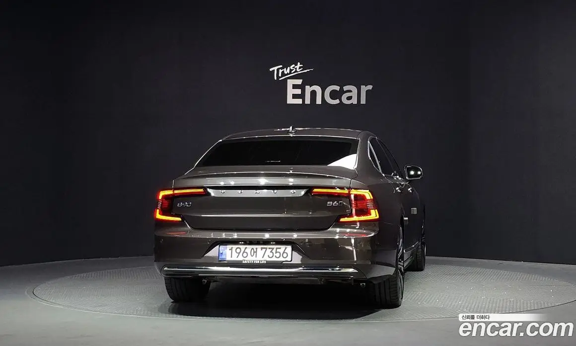 Volvo S90 2023 2.0 автомат (гидро), фото 4