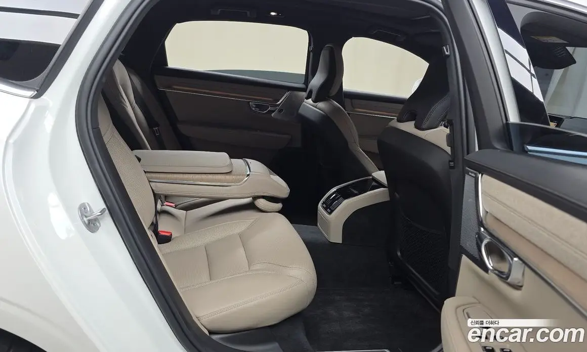 Volvo S90 2025 2.0 автомат (гидро), фото 18