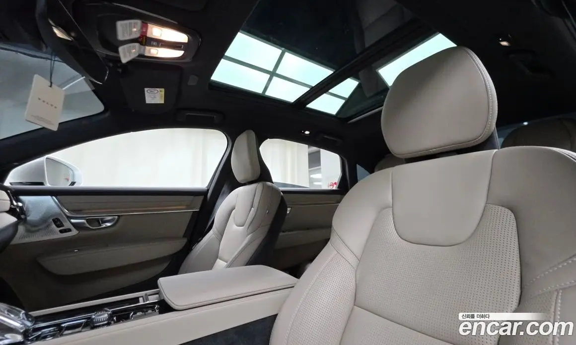 Volvo S90 2025 2.0 автомат (гидро), фото 24