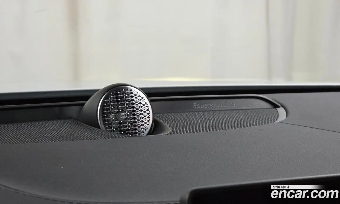 Volvo S90 2025 2.0 автомат (гидро), фото 37