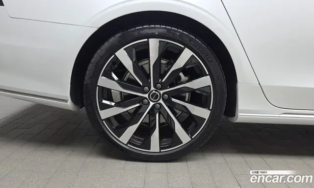 Volvo S90 2025 2.0 автомат (гидро), миниатюра 5