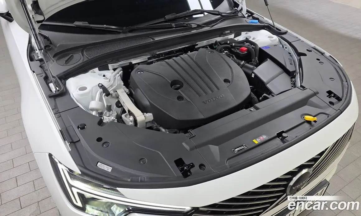 Volvo S90 2025 2.0 автомат (гидро), фото 6