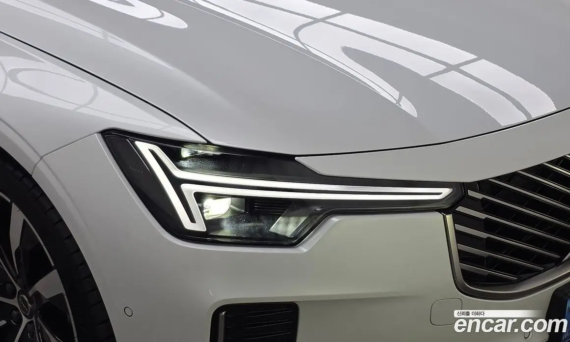 Volvo S90 2025 2.0 автомат (гидро), фото 8