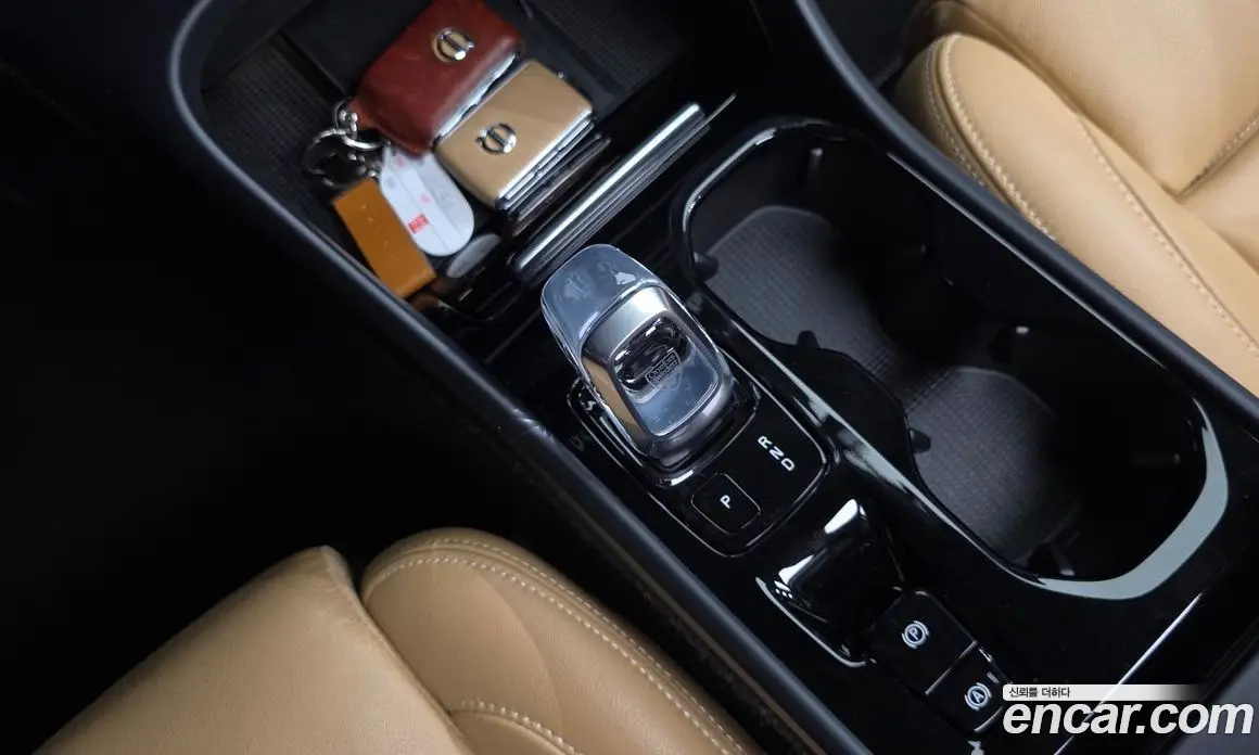 Volvo XC40 2020 2.0 автомат (гидро), фото 11