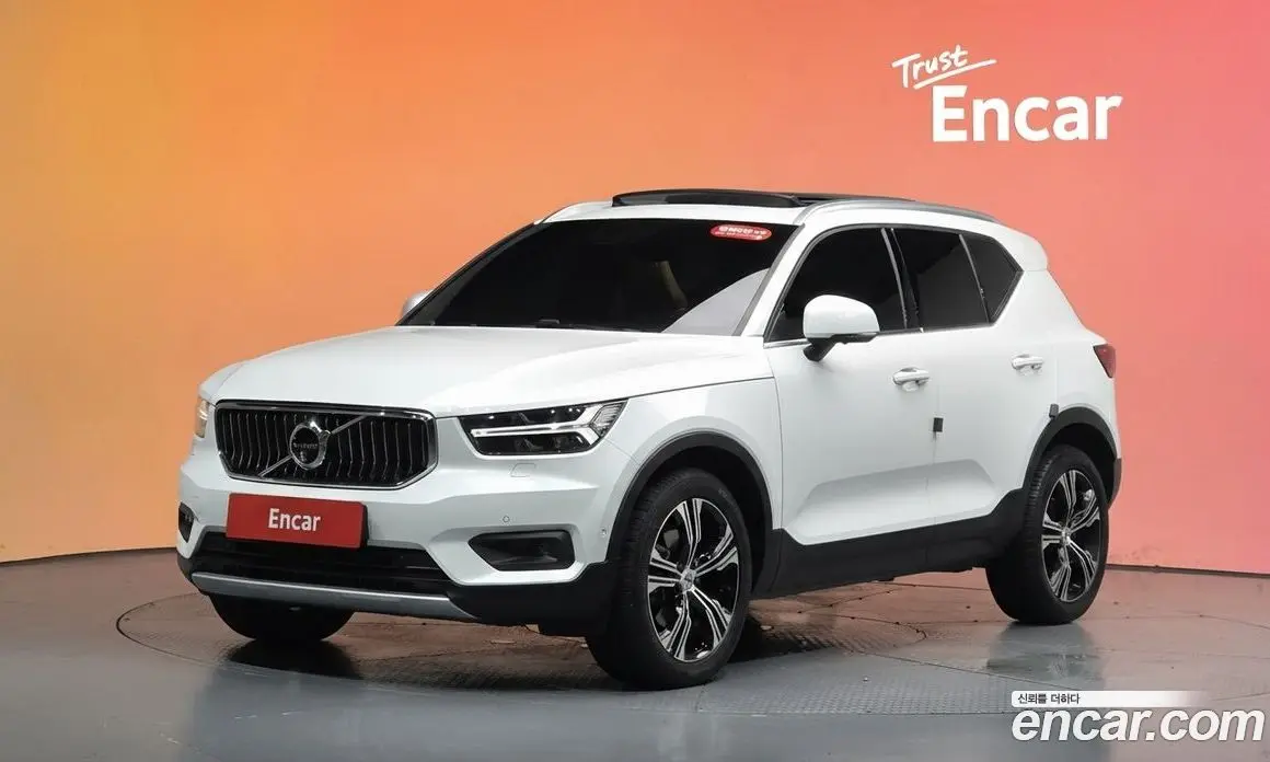 Volvo XC40 2020 2.0 автомат (гидро), фото 32