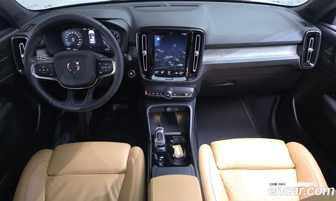 Volvo XC40 2020 2.0 автомат (гидро), фото 9