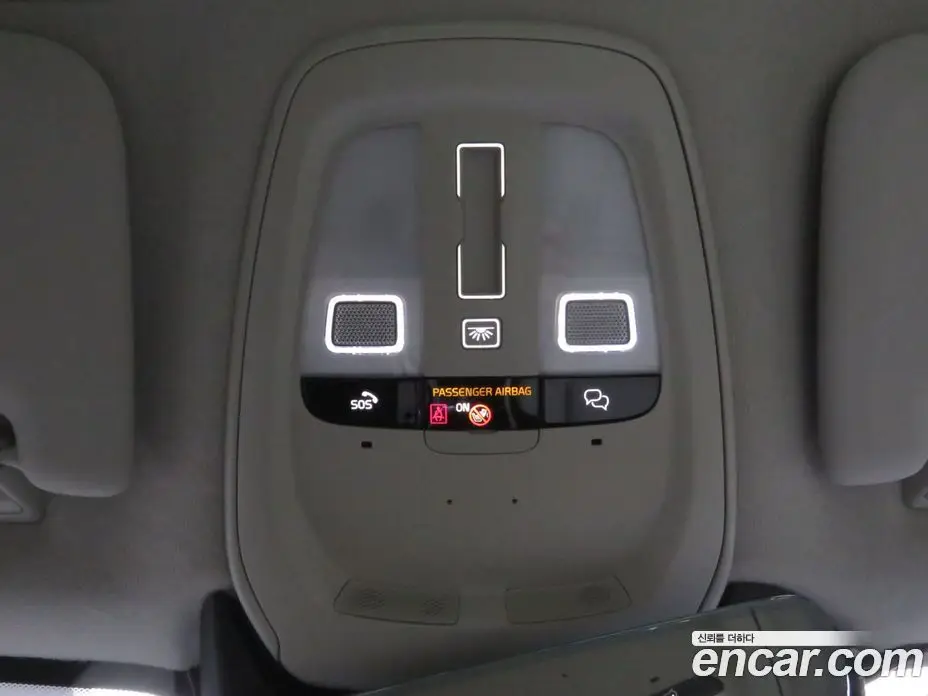 Volvo XC40 2026 2.0 автомат (гидро), фото 17