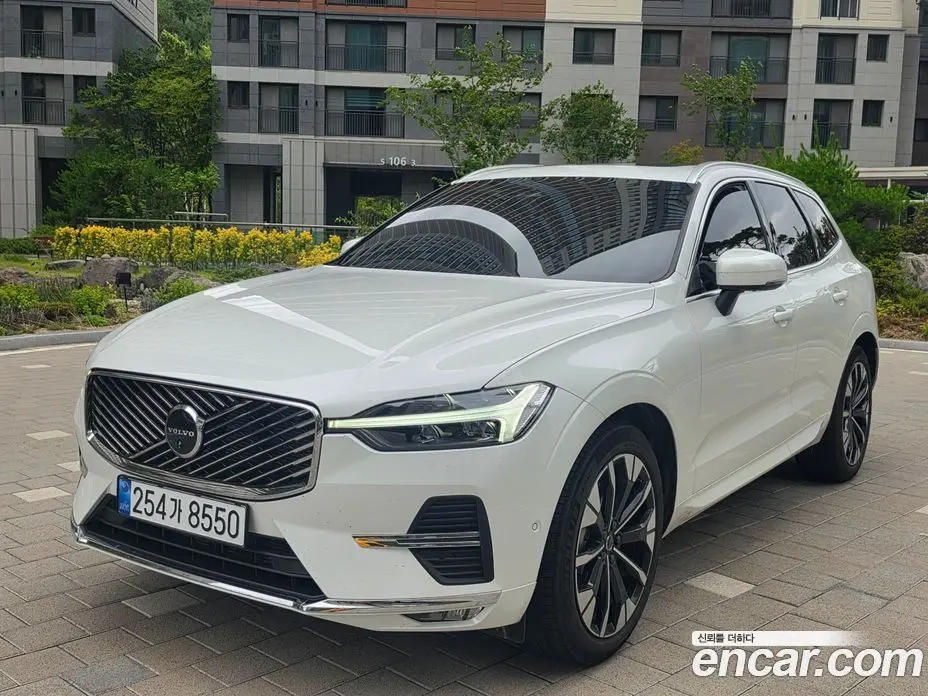 Volvo XC60 2026 2.0 автомат (гидро), фото 3