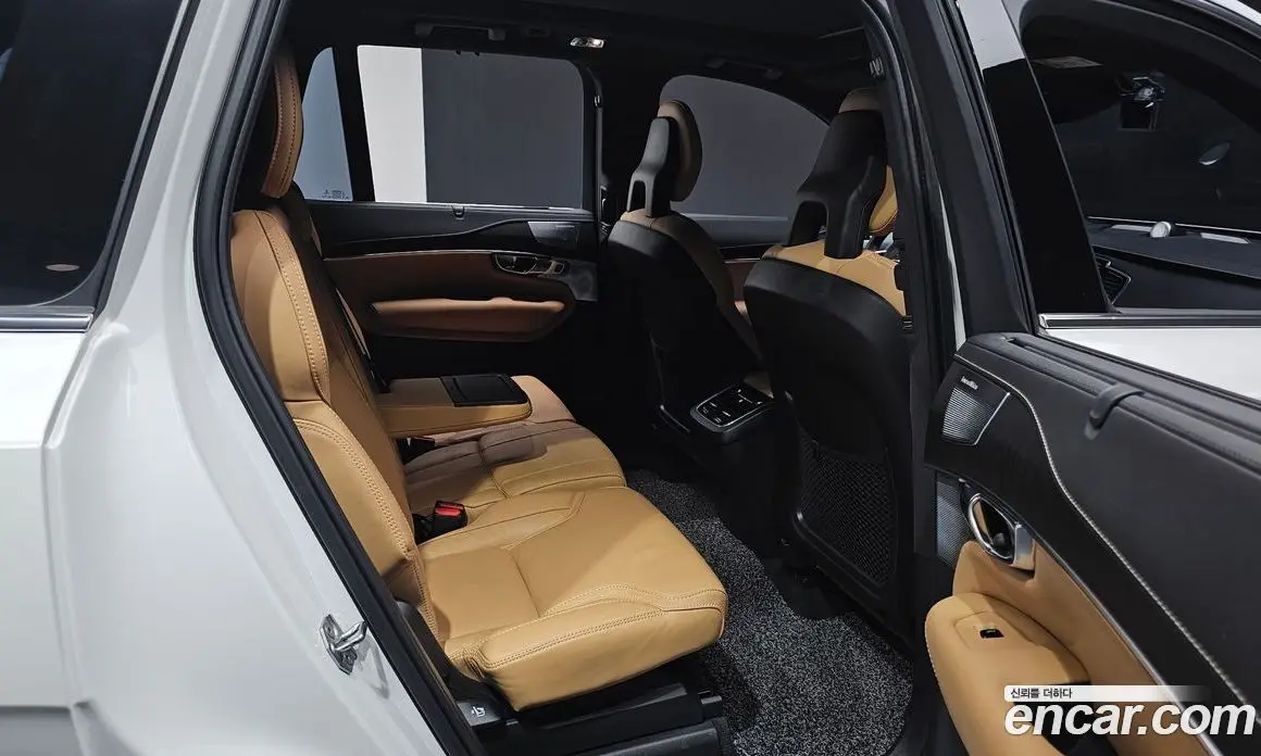 Volvo XC90 2021 2.0 автомат (гидро), фото 16
