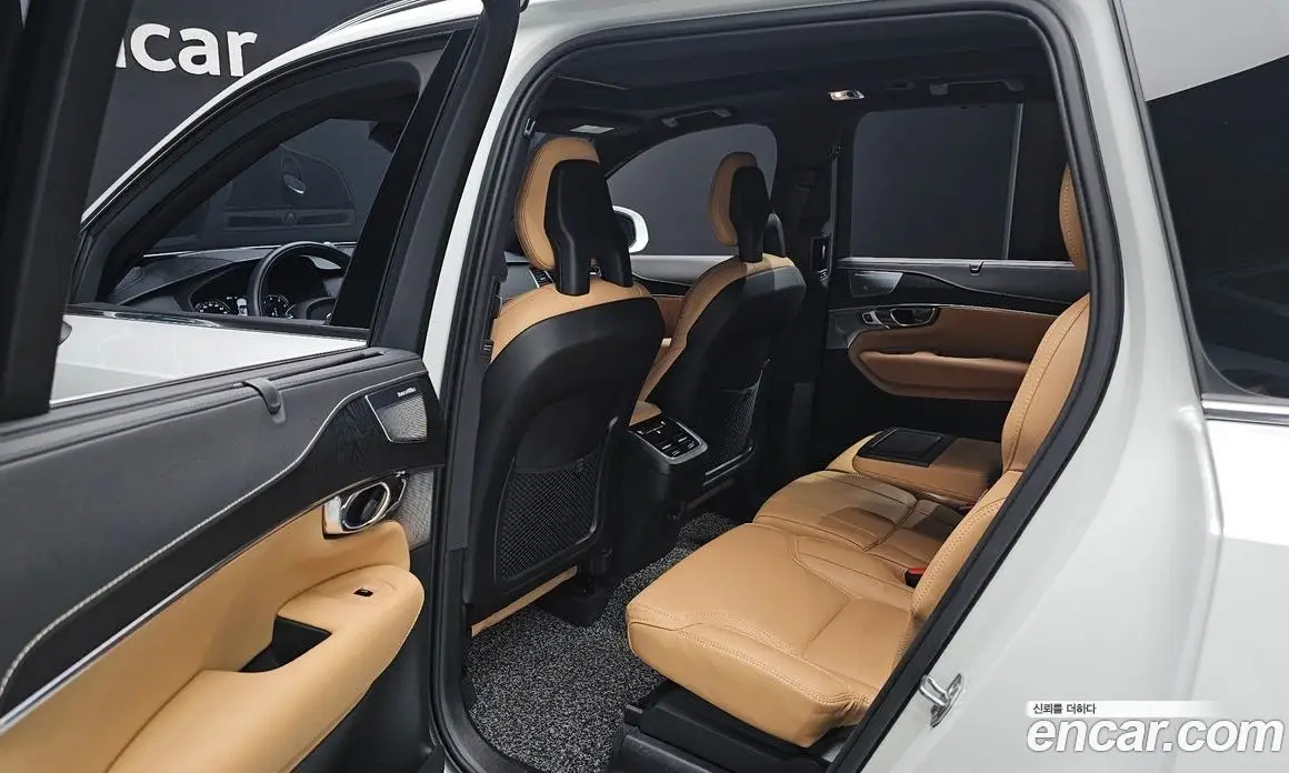 Volvo XC90 2021 2.0 автомат (гидро), фото 18