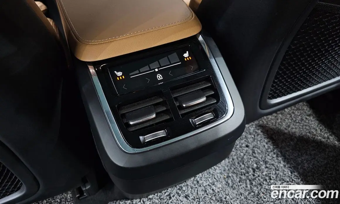 Volvo XC90 2021 2.0 автомат (гидро), фото 31