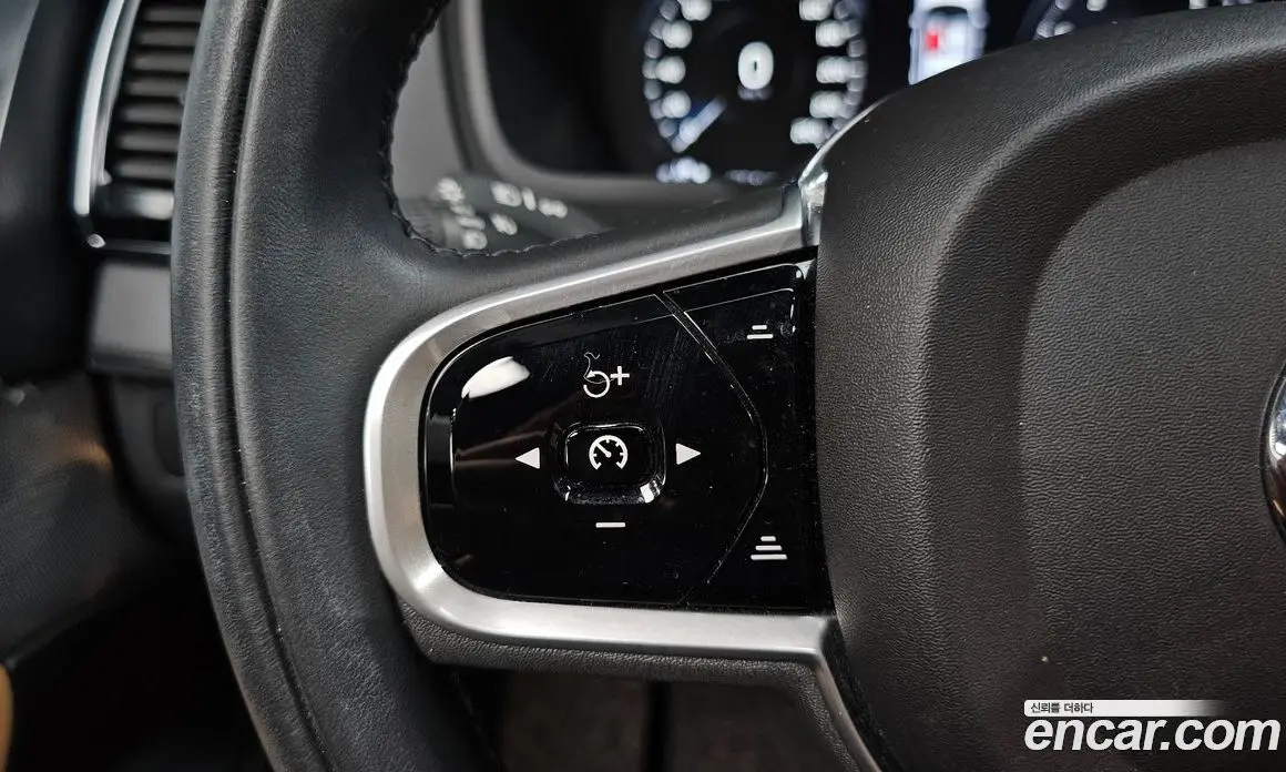 Volvo XC90 2021 2.0 автомат (гидро), фото 34