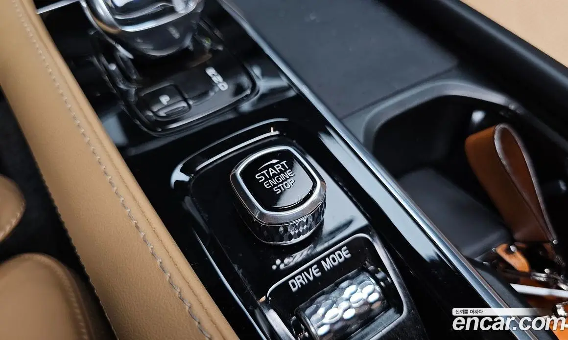 Volvo XC90 2021 2.0 автомат (гидро), фото 36