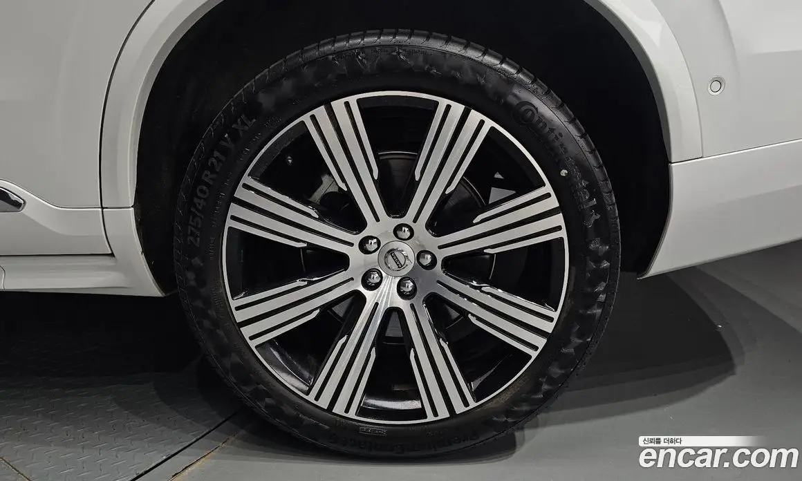 Volvo XC90 2021 2.0 автомат (гидро), фото 7