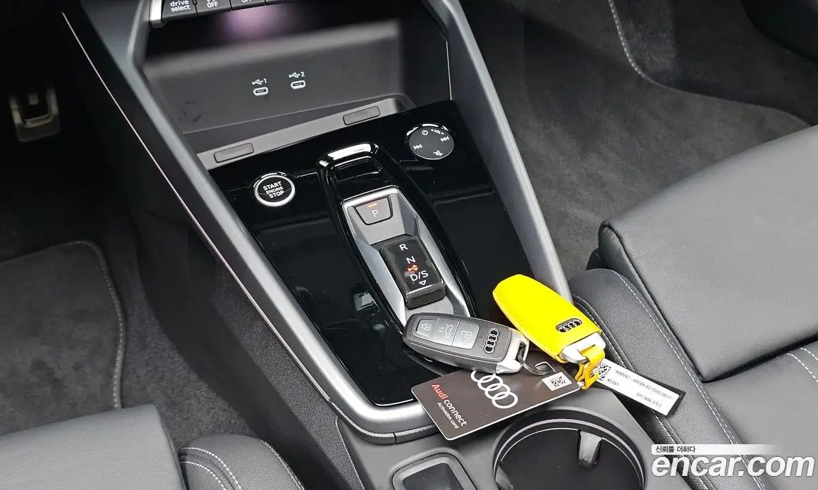 Audi A3 2025 2.0 автомат (гидро), фото 12