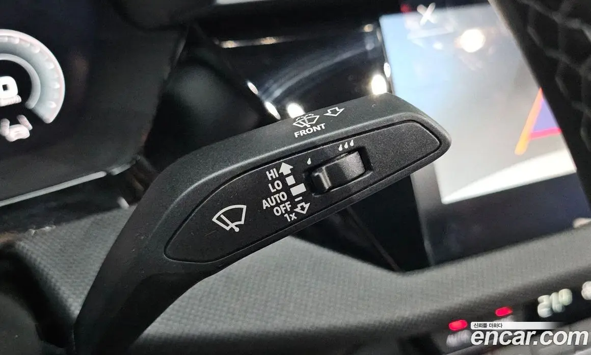 Audi A3 2025 2.0 автомат (гидро), фото 32