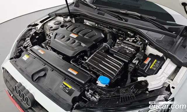 Audi A3 2025 2.0 автомат (гидро), миниатюра 6