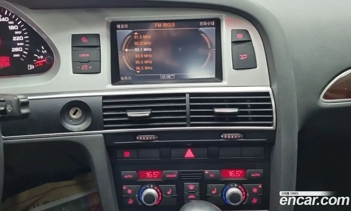 Audi A6 2010 3.0 автомат (гидро), фото 18